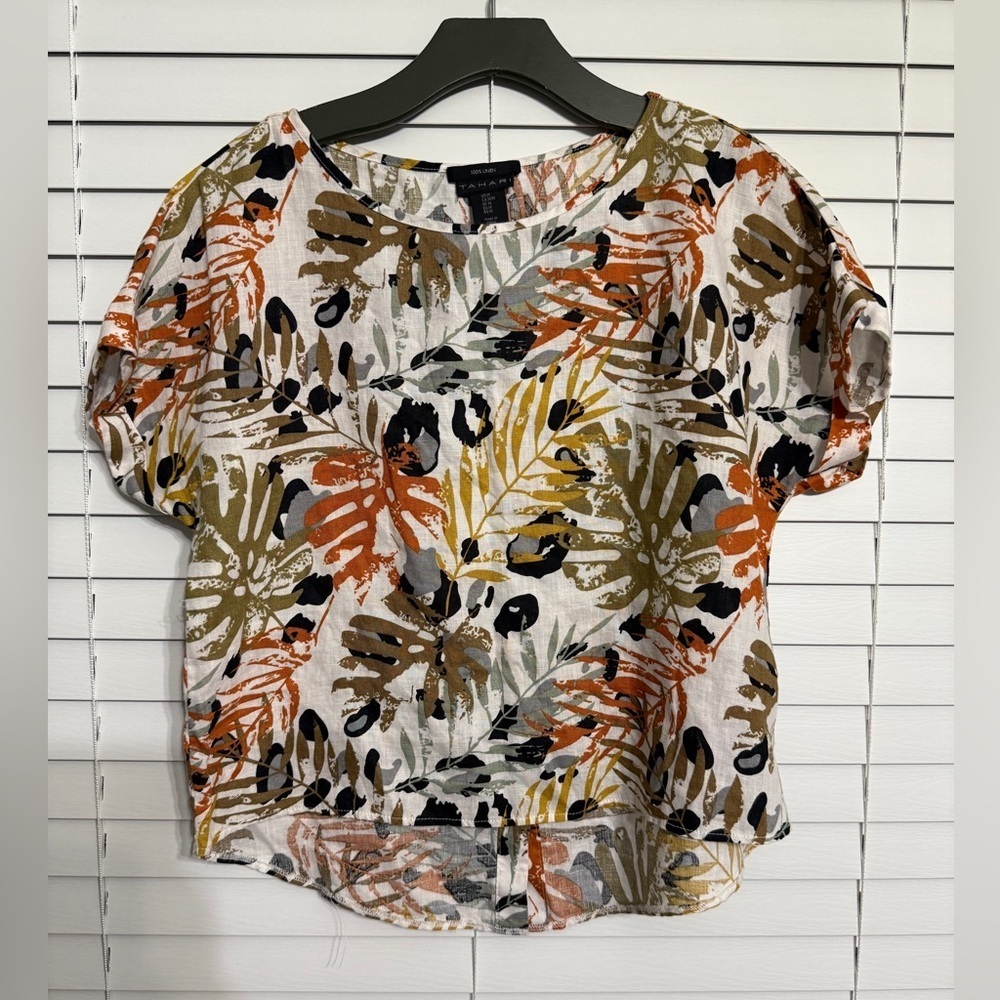 #7)  Tahari 100% Linen half button back Top Medium